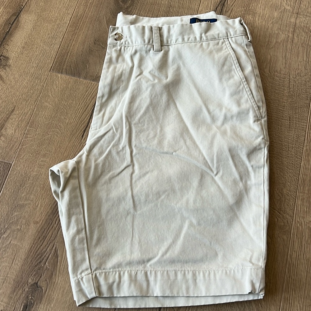 Men’s Polo Ralph Lauren Khaki shorts size 38